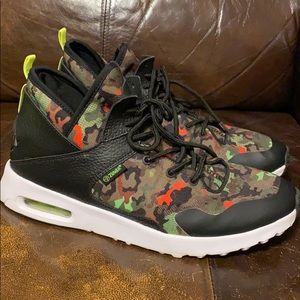 Zumba Air Classic Remix Camo HiTops Size 10 Women